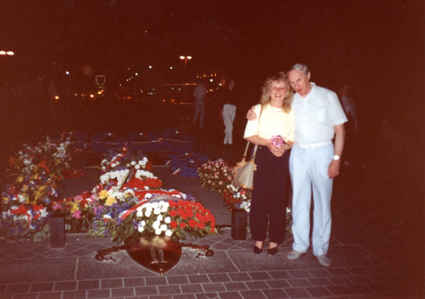 placeholder image-sq